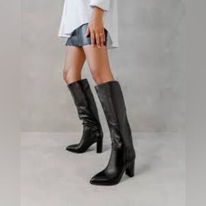 Nine West Hiya Black Leather Knee Boots Sz 8